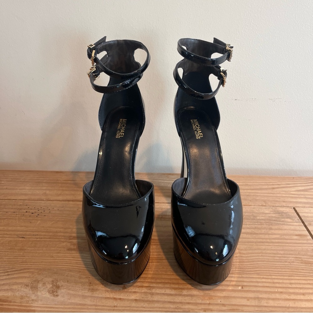 MICHAEL Michael Kors Martina Black Patent Leather Strappy Platform Pumps Size 7M - Picture 13 of 16